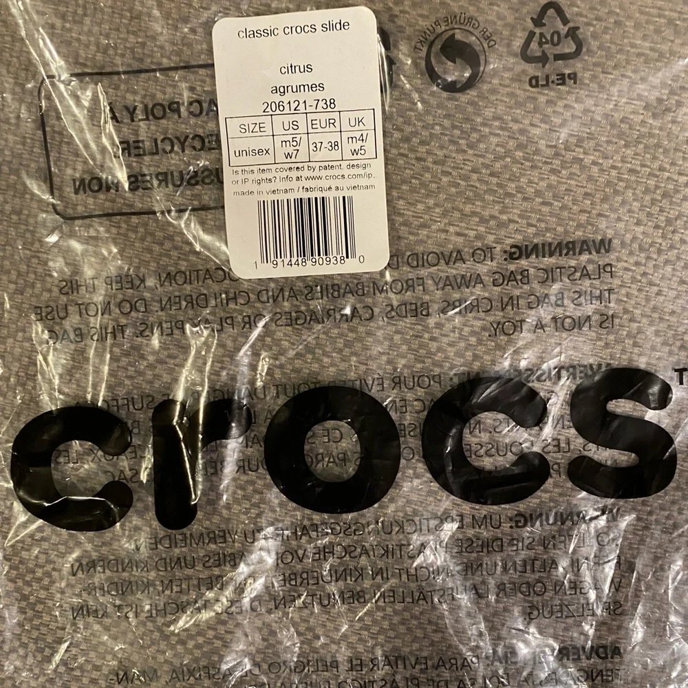 Crocs - Picture 2 of 7